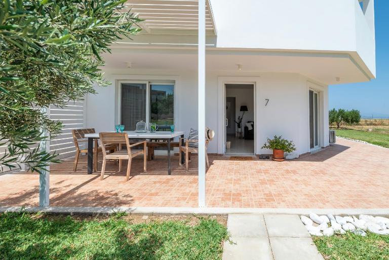 Einalia Holiday Homes by the Beach - B&B Kardámaina
