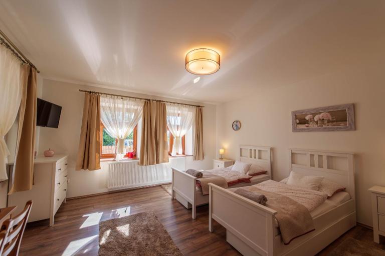 Végállomás Vendégház - Ferienwohnung Göncruszka