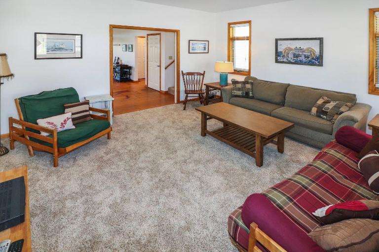 Herbie's Hideaway - Water views & Screened porch! - Ferienwohnung Black Point Landing