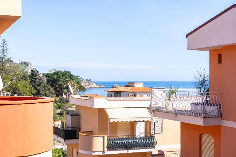 BlueMary - Chambres d'hôtes Giardini-Naxos