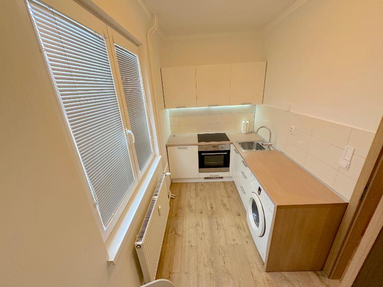 Krásny byt - apartmán v blízkosti centra - Ferienwohnung Sarndorf