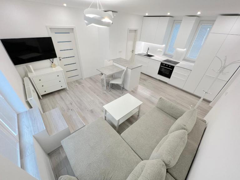 Krásny byt - apartmán pri Hlavnej stanici - B&B Bratislava