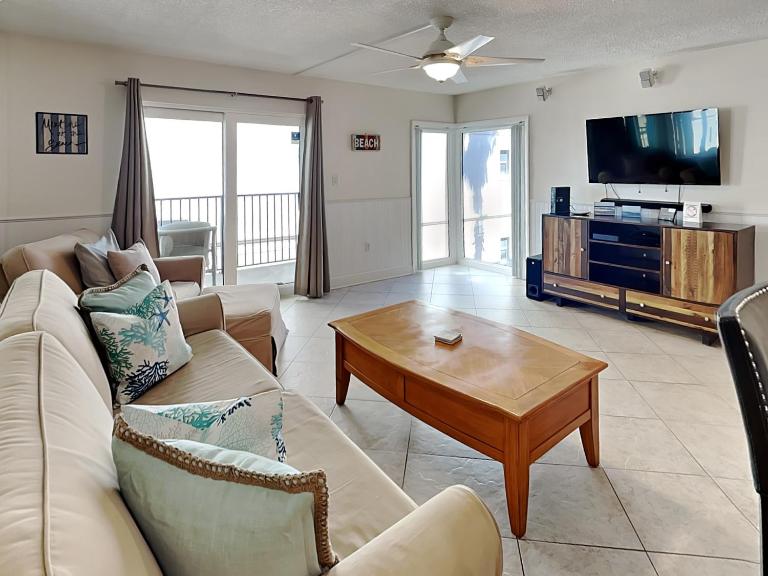 Beachcomber 301 - B&B Jacksonville Beach