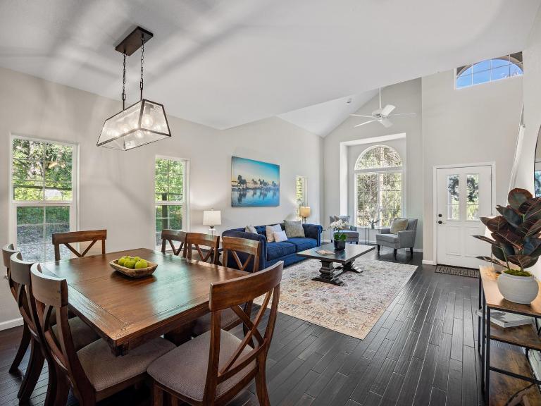 Serene and Stylish 3BD 2,5BA House Near Wineries - Bed and Breakfast Sonoma