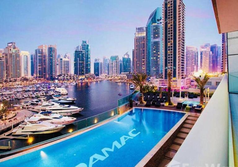 Dream Inn - Damac Heights Fendi - B&B Dubái