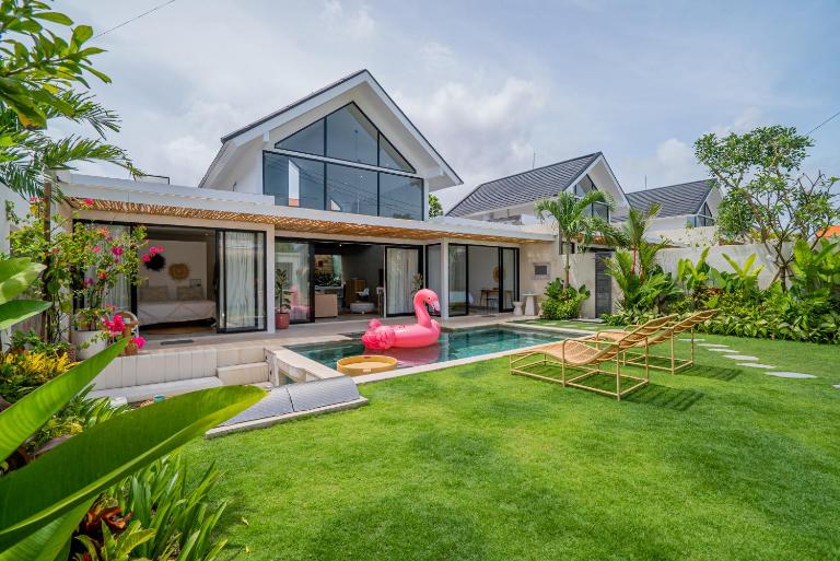 Casa Luna - 4BR villa near Canggu - B&B Kerobokan