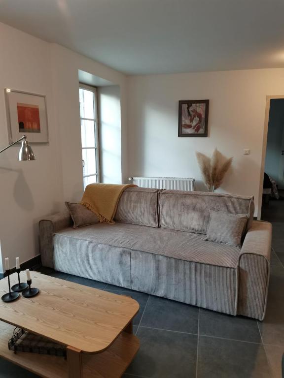 Appartement paisible et spacieux - B&B Jonzac