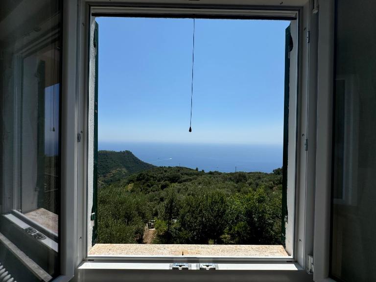 Ca' dii Bürsa 2 - HOMY 5 TERRE - B&B Volastra