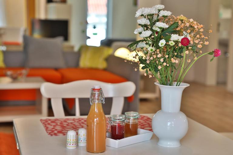 Nürtingen 90 qm lichtdurchflutete Wohnung im Loft-Style mit Balkon und Nähe zum Neckar - B&B Nürtingen