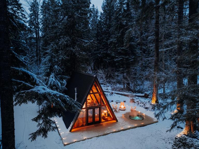 Lafa Cabin - Luxe A Frame Retreat with Hot Tub, Sauna, Firepit- 5 Min to Mt Rainier - B&B Ashford