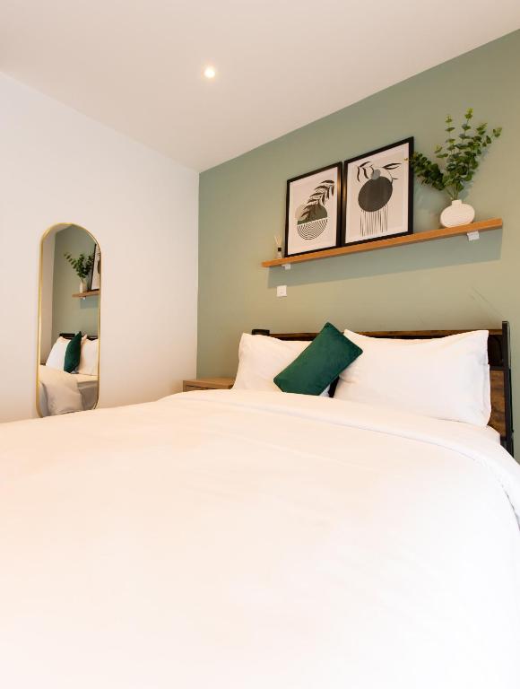 Vibrant Studio at Loxwood House - Chambres d'hôtes Accra