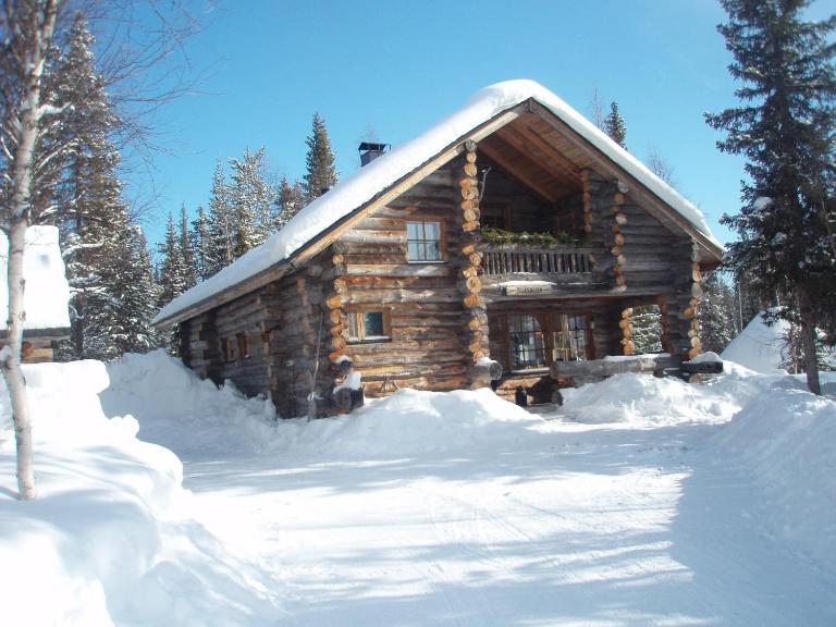 Ylläshilla Cottage - B&B Äkäslompolo
