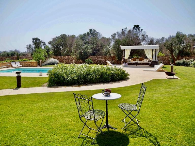 Villa Frangipani Salento - B&B Galatone