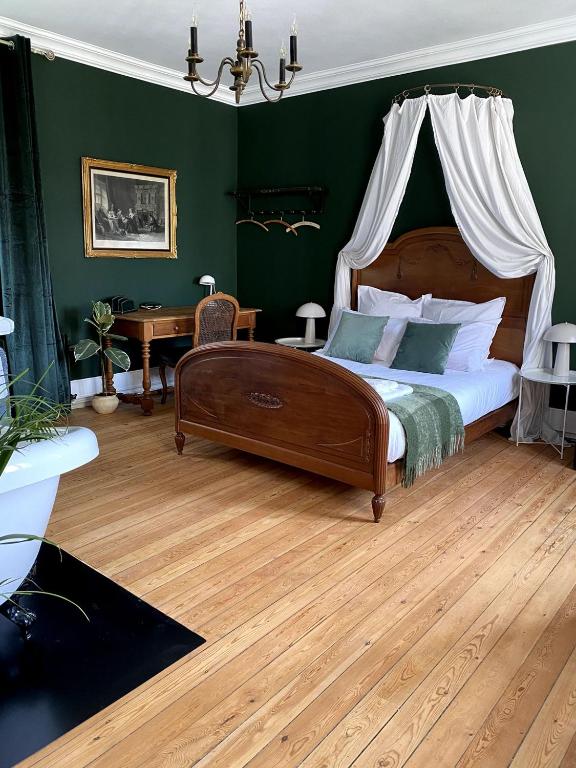 Chambre d'hôtes Lou - Château Le Bas Bleu - B&B Quesnoy-le-Montant