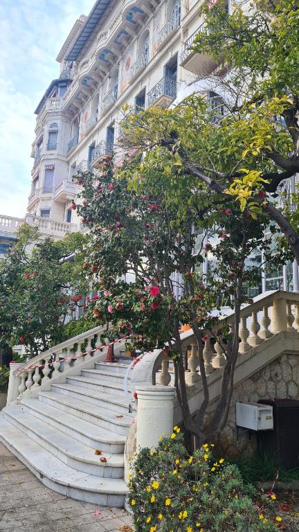 Bienvenue au Palace Riviera - B&B Mentone