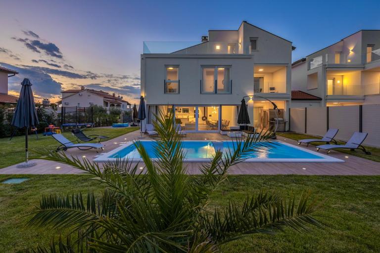 Beautiful modern Villa - B&B Parenzo