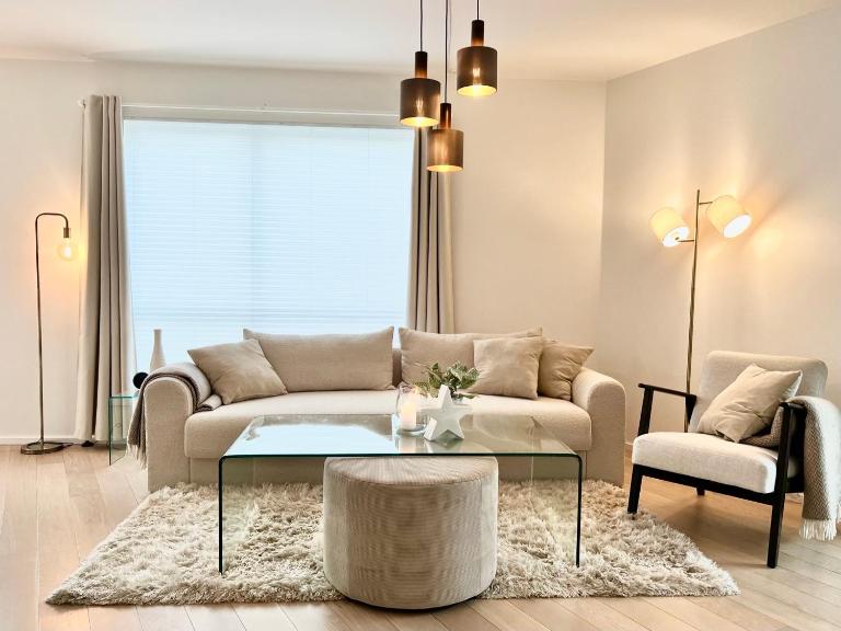 Stylish & Central by the pier Cozy balcony - B&B Arendal