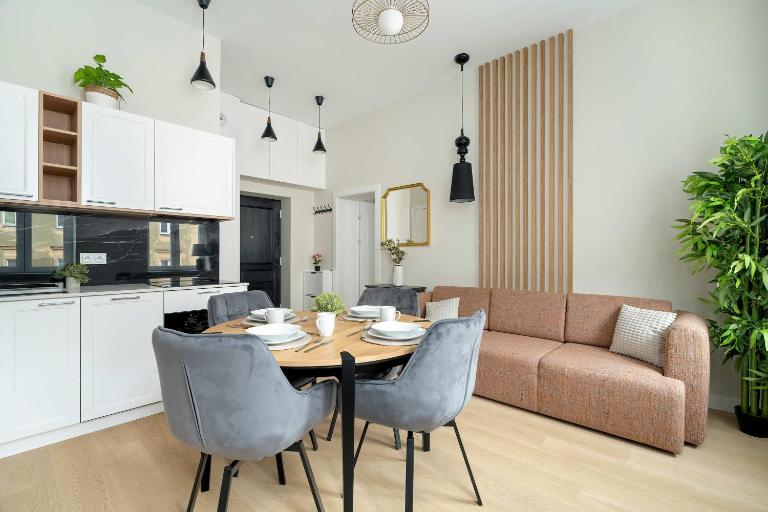 Nowoczesny Apartament w samym sercu Poznania by Rent like home - B&B Posnania