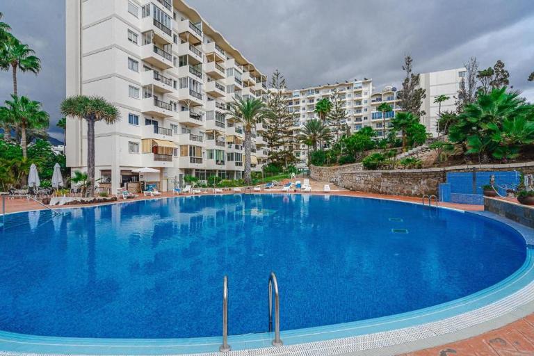 Playa de las Américas El Dorado con vistas directas piscina - Chambres d'hôtes Playa de las Américas