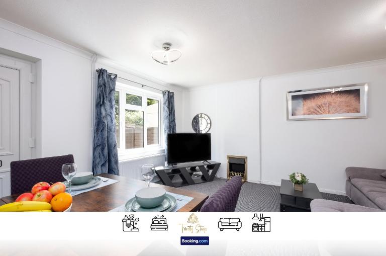 Centrally Located 3 Bedroom House By Trinity Stays Short Lets & Serviced Accommodation Cambridge - B&B Cambridge
