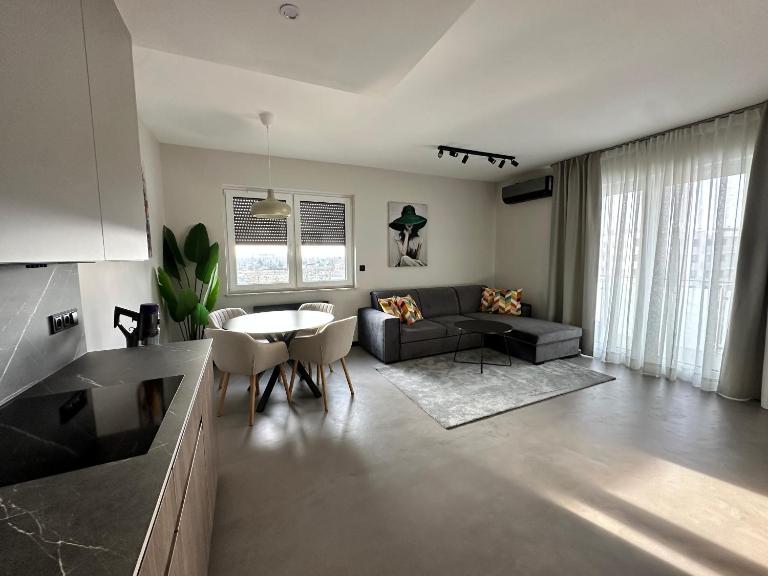 Pohl Apartament - B&B Września