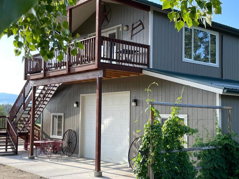 Bitterroot Barn Abode - Chambres d'hôtes Stevensville