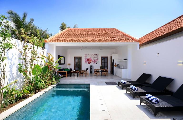 Gorgeous 2 Bed Pool Villa, Walk to Seminyak Beach - B&B Seminyak