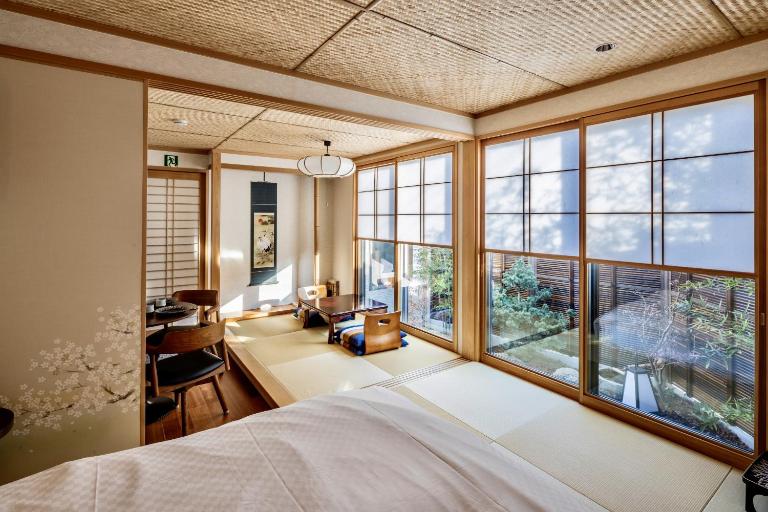 Kamogawa House - B&B Kyoto