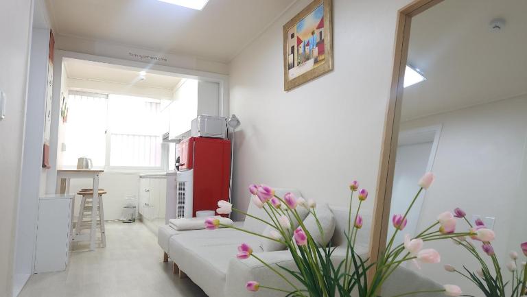 Poetry House - B&B Seoul