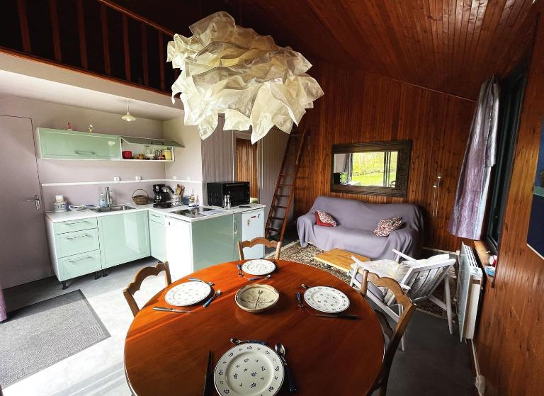 chalet in a quiet area, total disconnection - B&B Ploubazlanec