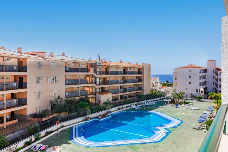 Summerland Nice Pool Los Cristianos - B&B Arona