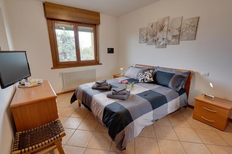 10min Auto Udine Centro Garage coperto Free Wifi - Bed and Breakfast Godia