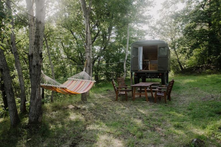 Pošumavská maringotka - Bed and Breakfast Drslavice
