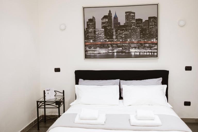 Studio 116, HOST APARTMENTS - Chambres d'hôtes Naples