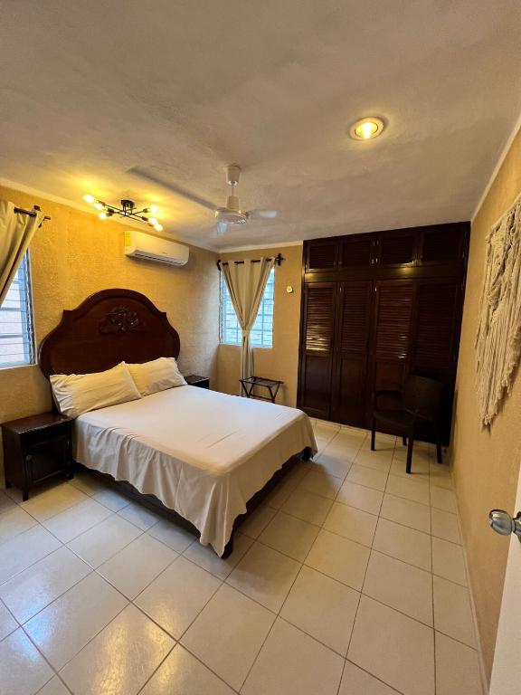 Casa Cipreses Valladolid - B&B Valladolid