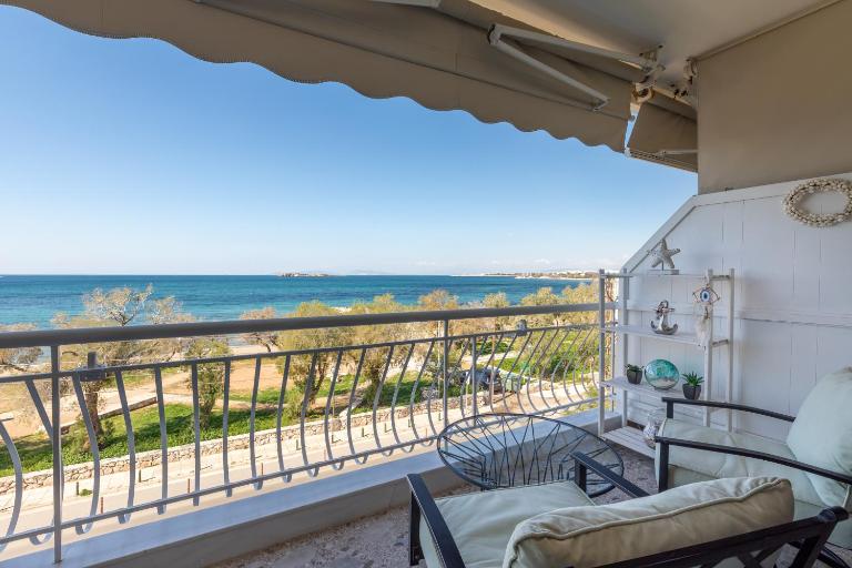 Luxury Beachfront Paradise in Athens Rivieria Kavouri Vouliagmeni - Ferienwohnung Athen