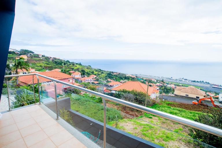 Bugio Guesthouse - Ferienwohnung Santa Cruz