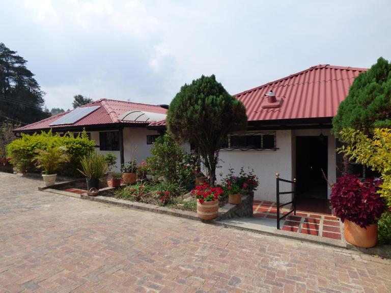 Estancia los pinos Finca de descanso - Ferienwohnung Jenesano