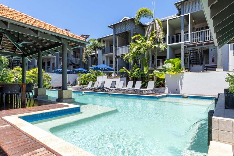 Hibiscus POOL VIEW Villa 49a - B&B Port Douglas