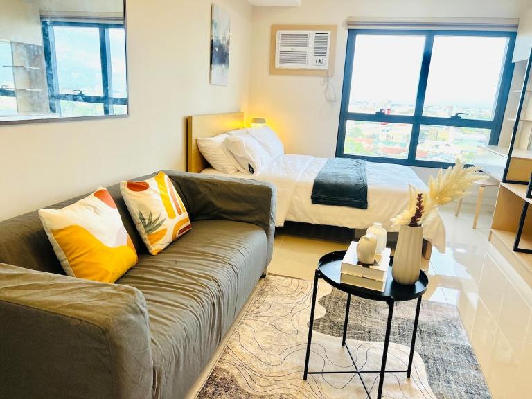 J Tower Residences - B&B Mandaue City