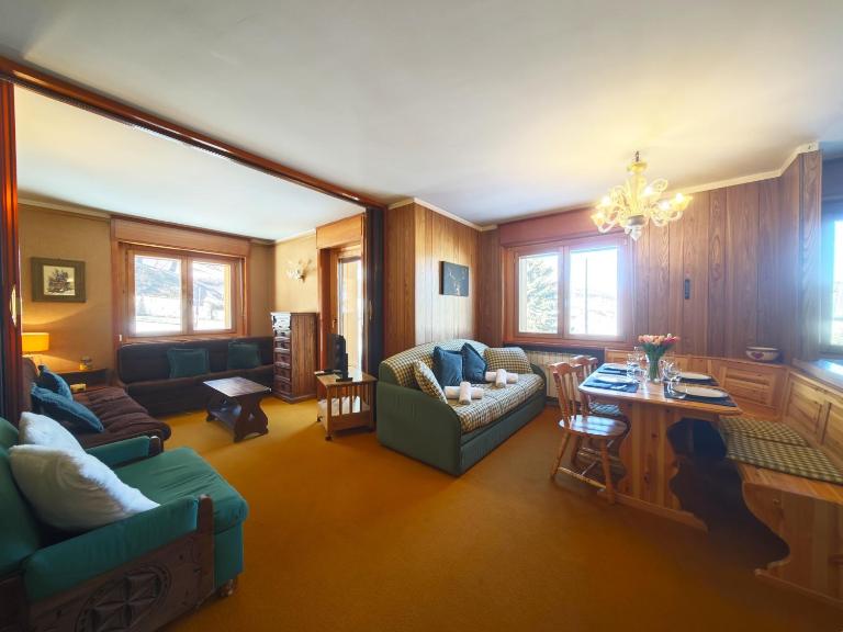 Hostdomus - Good Vibes Apartment - Chambres d'hôtes Sestrières