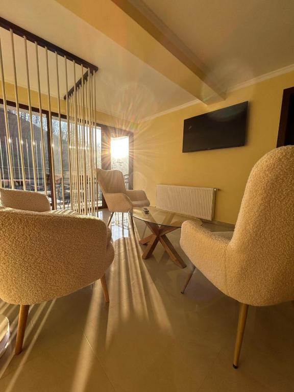 Roua Ilvei INN - B&B Ilva Mică