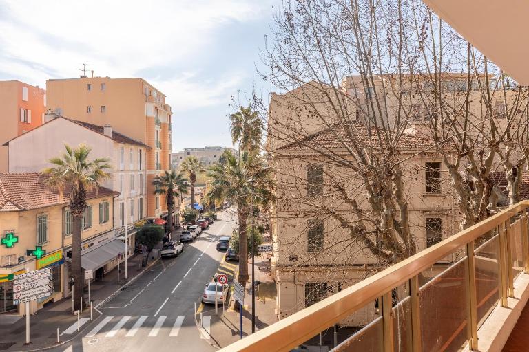 LE SYLVAPLANA JUAN LES PINS Terrasse 30m2 - B&B Antibes