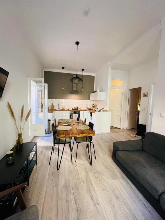 Charmante 3 Zimmer, Stadtwohnung - Bed and Breakfast Menton