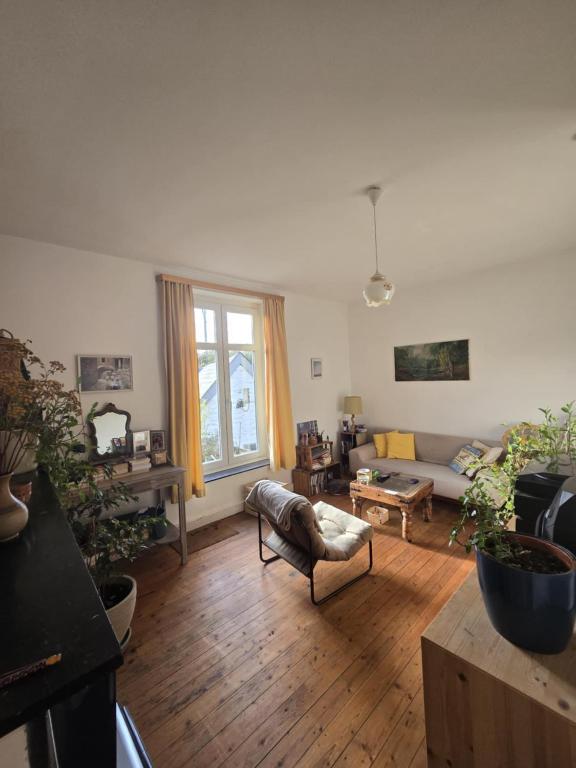 La maison de Flo - Bed and Breakfast Yvoir
