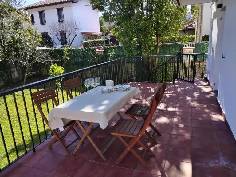 Casa Gaztelu Txiki - Bed and Breakfast Irun