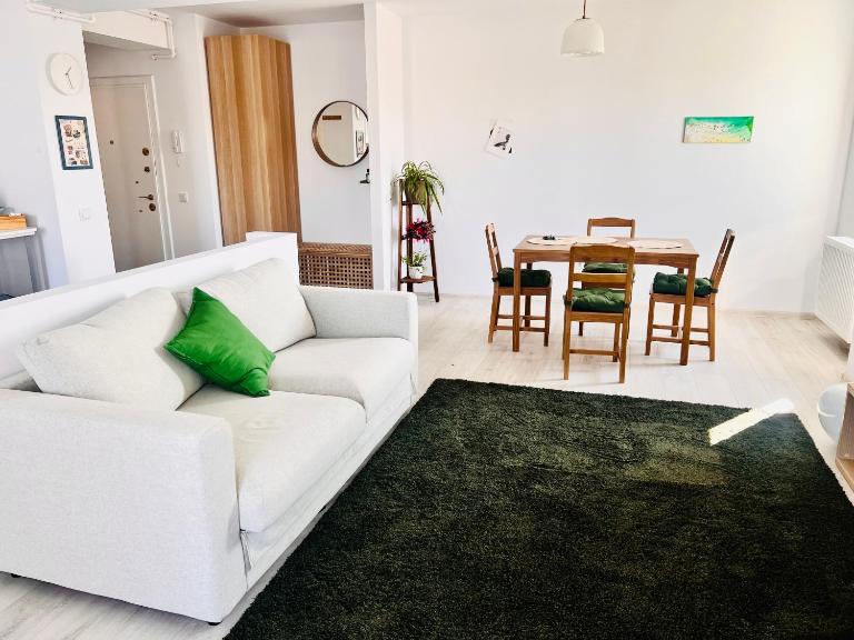 Airport Gardens Loft - Ferienwohnung Otopeni