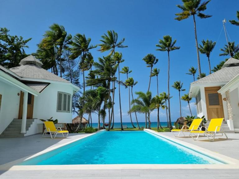Beachfront Villa Tabiki at Playa Coson, Las Terrenas, Dominicana - B&B Las Terrenas