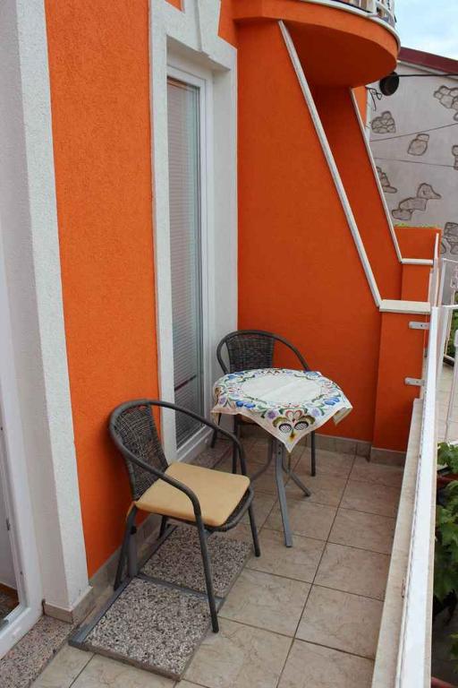 Apartments in Novi Vinodolski 15235 - Ferienwohnung Novi Vinodolski