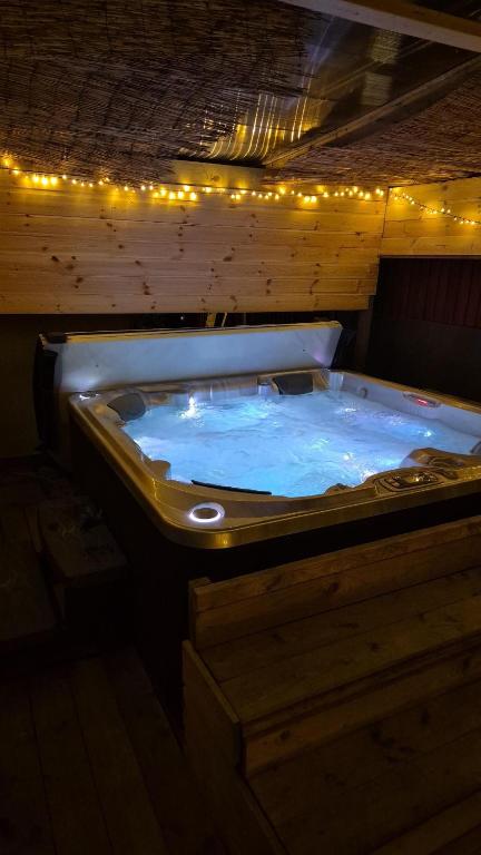The Escape - B&B Ellesmere Port Town
